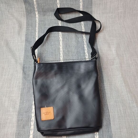 JON HART DESIGN 'Dena' Crossbody Bag - Picture 5 of 15